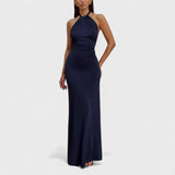 Klara – Sukienka curvy z jedwabiu z dekoltem halter