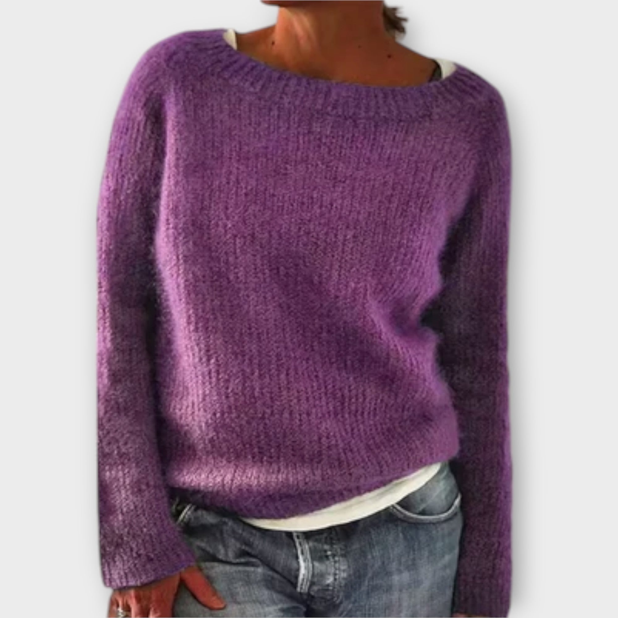 Regine – Sweter z Gładkiej Dzianiny
