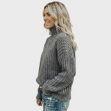 Aroa – Sweter pleciony z golfem