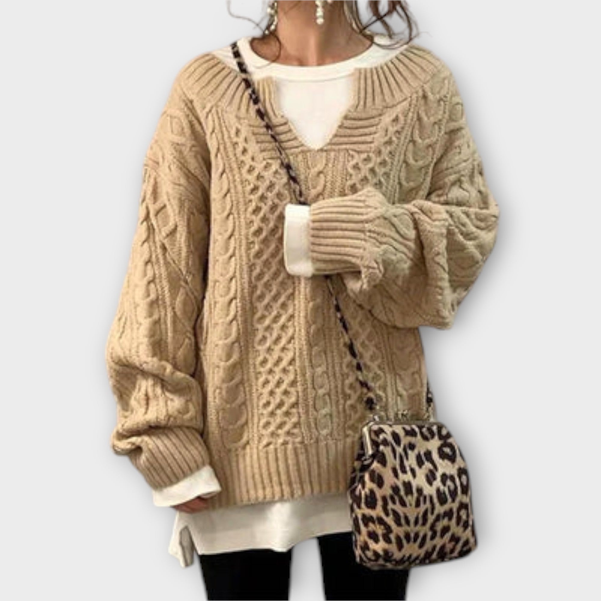 Oversize Sweter z Warkoczem