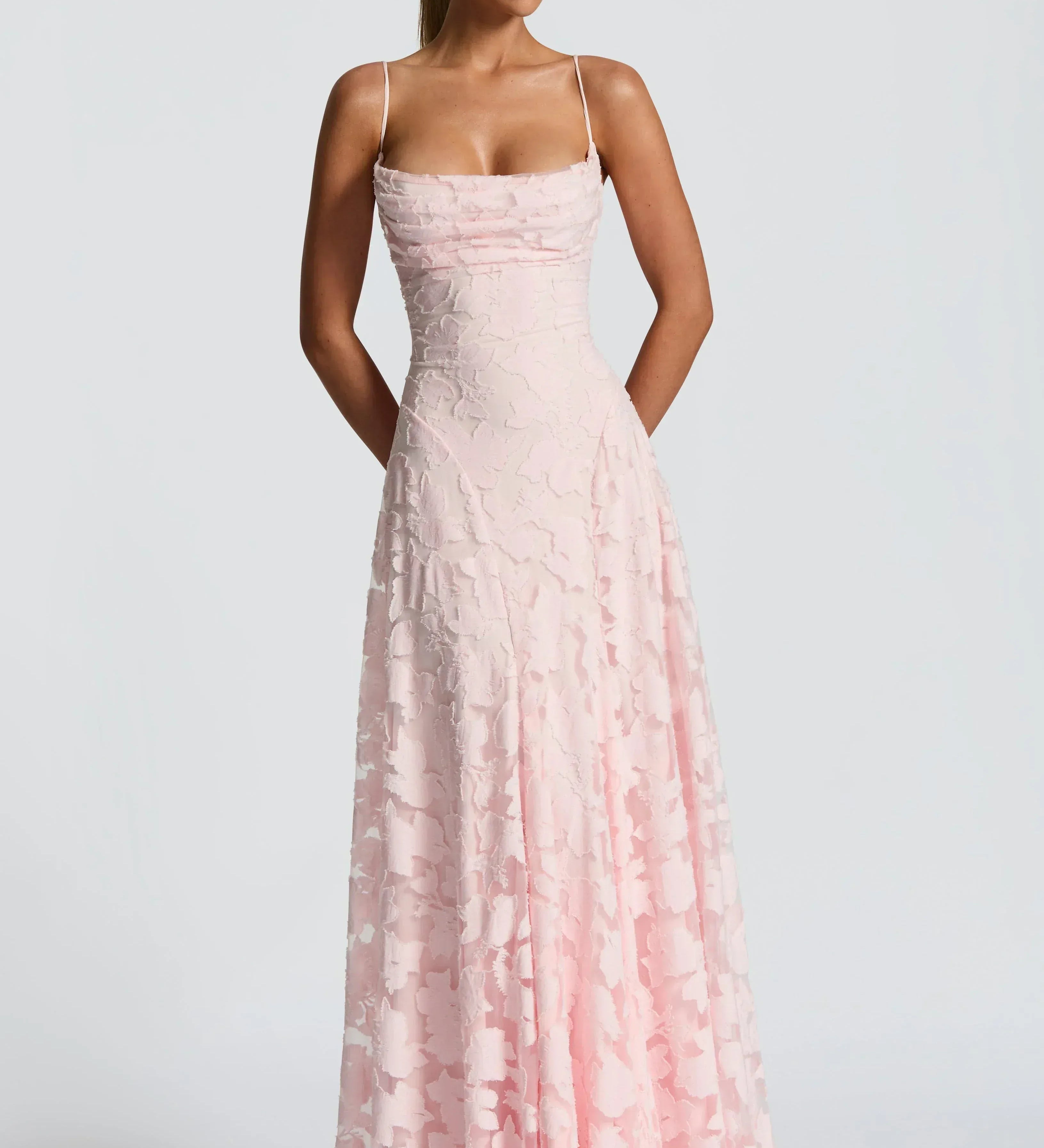 Clara - Elegancka Maxi Sukienka