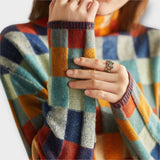 Erika - Sweter z Wysokim Kołnierzem Patchwork